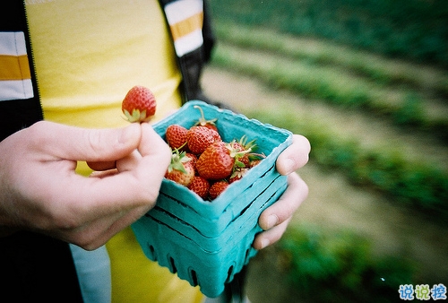 心里不痛快的說說有點想哭 感覺自己不容易的心情說說1