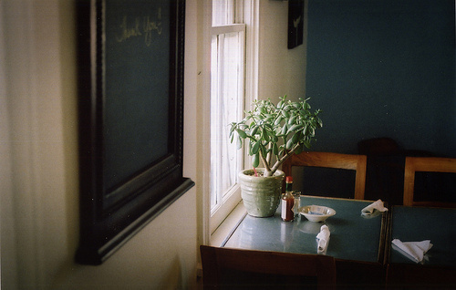 關(guān)于人生成長之路上的經(jīng)典說說帶圖片 夢便是夢終有結(jié)束醒來的一天11