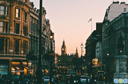 有點(diǎn)傷感的愛(ài)情說(shuō)說(shuō)帶圖片 失去一個(gè)人后是什么感覺(jué) 13