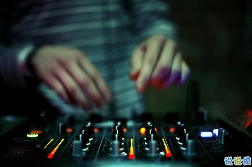 一瞬間感到自己長大了的個性說說 學(xué)會成長變得成熟的個性說說2