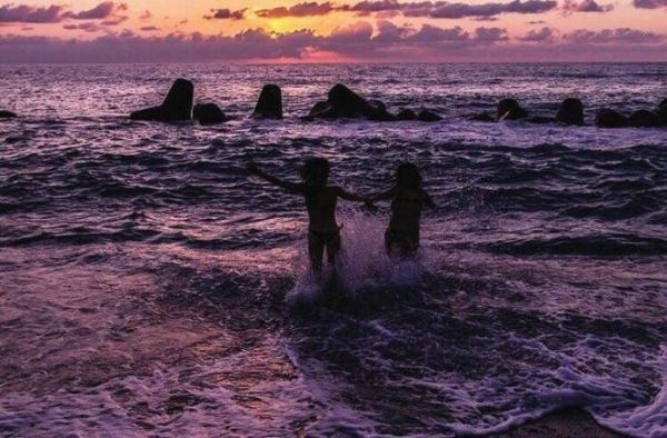 超經(jīng)典的英文說說帶圖片 Opportunities do not wait.5