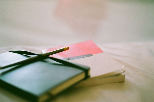 超傷感的00后難過心痛說說帶圖片 樹深時霧起海深時浪涌14