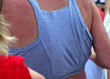 笑死人的說說加圖片：老師說我是攪屎棍，那么我同學(xué)是什么？11