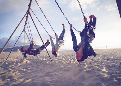 配圖片的朋友說(shuō)說(shuō)：什么是好朋友？有人說(shuō)，那是地球上翻版的自己8