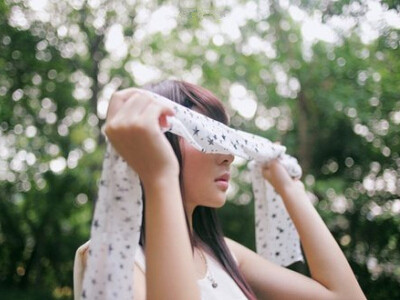 經(jīng)典說說帶圖片別人必評(píng)6