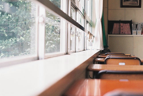 關(guān)于愛情感情的感悟有哲理深意的精辟說說帶圖片3