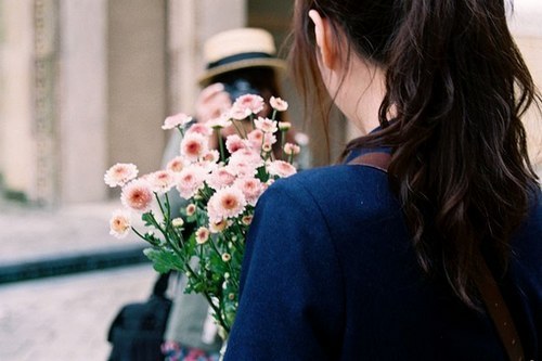 美到讓人窒息的超唯美說(shuō)說(shuō)帶圖片 我總是躲在夢(mèng)與季節(jié)的深處11