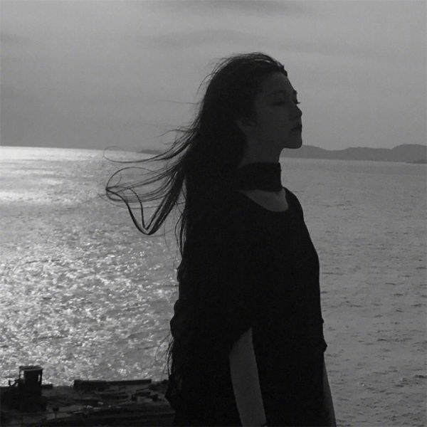 一瞬間戳中你淚點(diǎn)的傷感說說帶圖片9