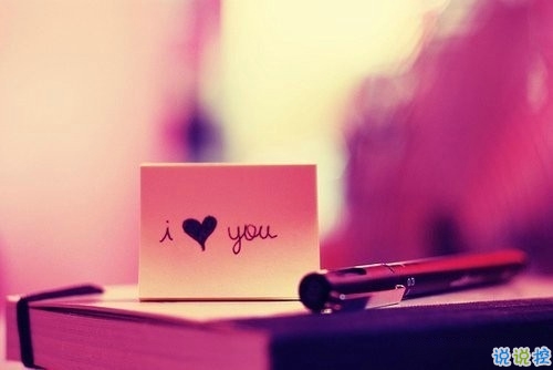 2019微信朋友圈個性說說配圖 手機(jī)有電錢包有錢比什么都好2