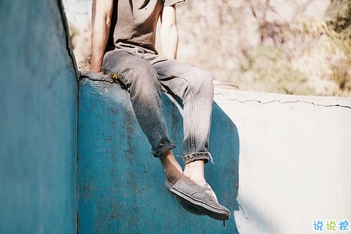 一個人獨處時候的孤獨是什么感覺呢？5