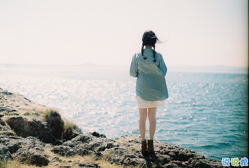 文藝簡(jiǎn)單適合發(fā)空間說(shuō)說(shuō)的句子 我想寫(xiě)給你的三行情書(shū)3