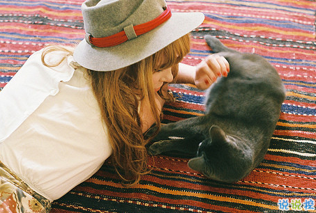 很扎心但很有道理的勵(lì)志說(shuō)說(shuō)帶圖片 激勵(lì)人心的很現(xiàn)實(shí)的一句話說(shuō)說(shuō)16