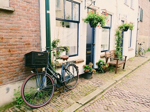 關(guān)于愛情的有意思的文藝句子 愛她是我做過的最好的事9