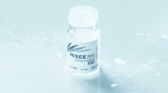 關(guān)于愛情和喜歡一個(gè)人的心事的經(jīng)典圖片說(shuō)說(shuō)12