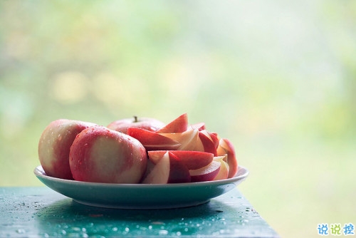 2018勵志有哲理的圖片說說很有道理的那種 每一個在你生命里出現(xiàn)的人都值得感激7