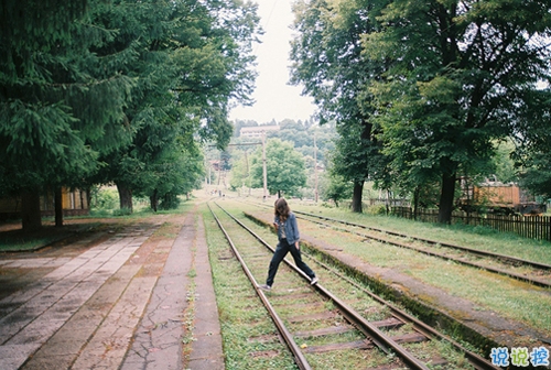 苦難是人生成長(zhǎng)的禮物哲理句子 優(yōu)美經(jīng)典的哲理句子1