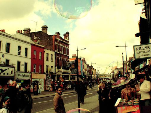 關(guān)于人生成長的經(jīng)典哲理句子 一生那么短再拘謹(jǐn)幾下就真的過去了2