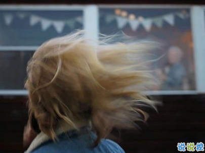 qq文藝傷感愛情說說帶圖片 這世界很大不刻意就不會再見了11