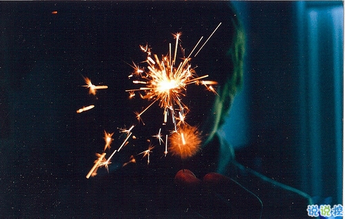 寫給失戀分手后的傷感說說帶圖片 很難過的一個人感到孤獨寂寞的說說6