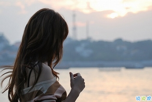 愛(ài)情中流過(guò)的眼淚的傷感說(shuō)說(shuō) 忍不住落淚的傷感說(shuō)說(shuō)大全1