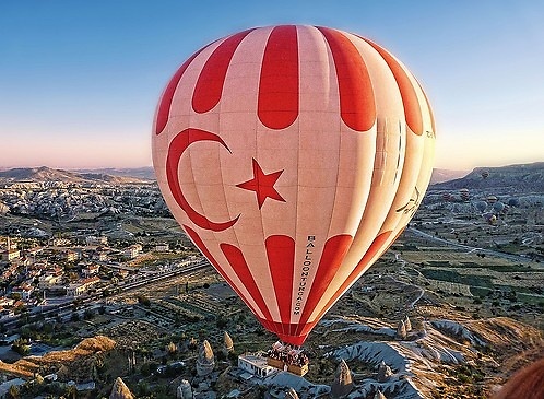 關(guān)于愛(ài)情的一些文藝清新小句子帶圖片 認(rèn)識(shí)你是我今年最大的收獲。10