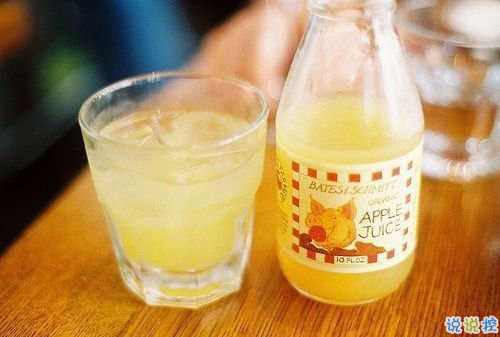 生活讓我們遍體鱗傷又教會(huì)了很多的哲理句子 很經(jīng)典現(xiàn)實(shí)的人生哲理句子1