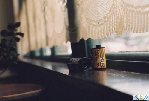 關(guān)于生活的文字控唯美英文說(shuō)說(shuō)帶圖片 很經(jīng)典現(xiàn)實(shí)的英文說(shuō)說(shuō)大全3