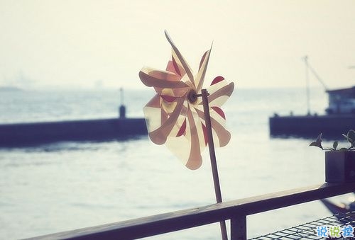 傷感說說大全簡(jiǎn)短精辟 聚散都不由我2