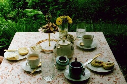 關(guān)于青春人生成長的經(jīng)典哲理說說帶圖片 生活不只眼前的茍且還有詩和遠(yuǎn)方的田野1