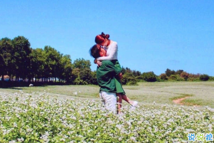 渴望愛情又害怕愛情的一句話說說帶圖片 期待愛情出現又害怕失望的說說2