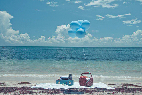 適合一個(gè)人深夜思考人生的哲理句子 很精辟且有內(nèi)涵的句子2