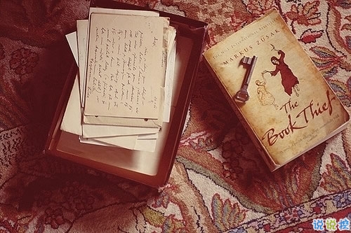 心情低落時(shí)發(fā)的經(jīng)典說說有點(diǎn)文藝的說說 感到無聊煩躁時(shí)發(fā)的說說1