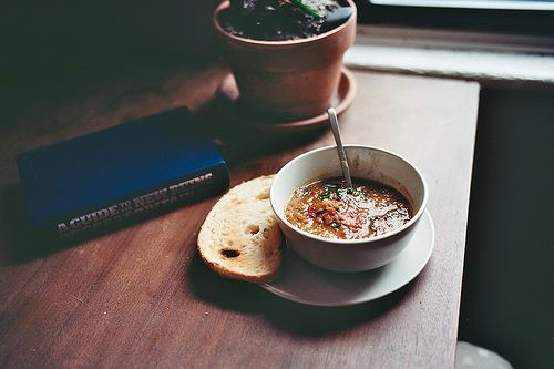 社會現(xiàn)實人情冷暖句子帶圖片 現(xiàn)實又很扎心的句子看透一切配圖12