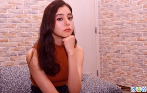 文字控圖片說說精選：希望你能越來越喜歡我，然后表現(xiàn)得明顯一點(diǎn)1