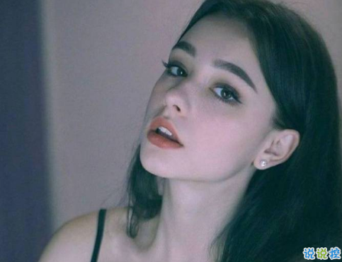 微博說(shuō)說(shuō)說(shuō)到心坎上帶圖片 總有這么一個(gè)人會(huì)讓你毫無(wú)原因地笑起來(lái) ?12