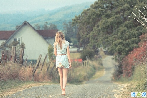 最新難過到心碎的傷感圖片說說 暗戀這場獨(dú)角戲9