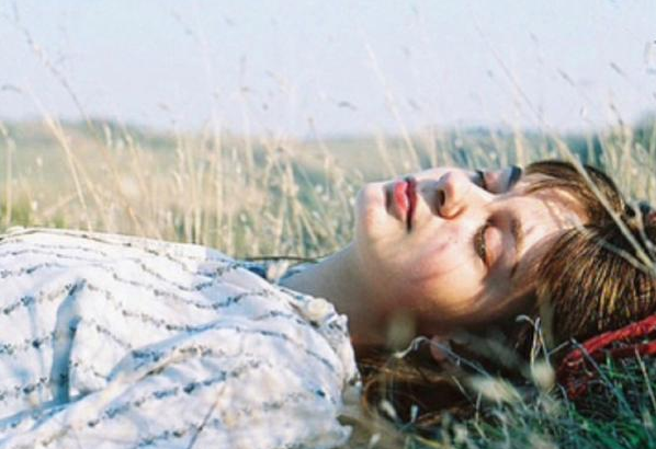 愛情中的甜蜜小句子 喜歡一個(gè)人的文藝小清新說說帶圖片4