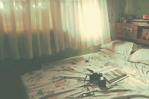 雖然有些傷感但還是很溫暖的圖片句子 我曾一想到你就會(huì)傻笑現(xiàn)在竟然記不清你的臉5