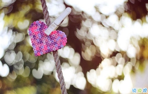 很真實(shí)的愛情感悟帶圖片 深有感觸的經(jīng)典愛情說(shuō)說(shuō)配圖6