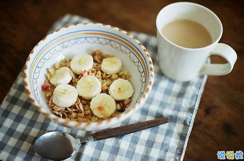 那些和青春夏天有關的唯美簡單小清新圖片句子 陽光傾落風雨都不舍12