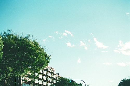 關(guān)于愛情的簡單有哲理的句子帶圖片 不要貪心找到那個(gè)對的人就第一時(shí)間決定吧2