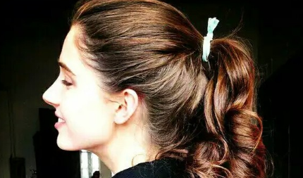 那些讓人捧腹大笑的搞笑職場生活說說帶圖 發(fā)呆是每個上班族的心愿9