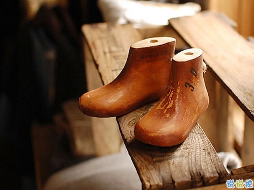 女生個性說說經(jīng)典霸氣帶圖片 知道自己不討喜那就乖一點(diǎn)14