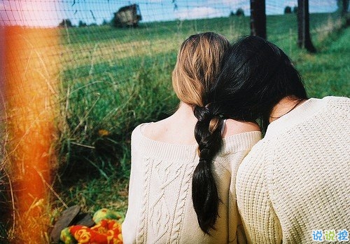 微信朋友圈愛情說說帶圖片 陽(yáng)光灑在身上像極了愛情7