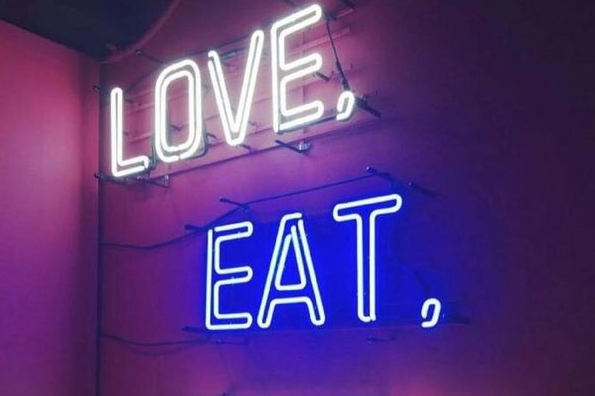 突如其來的傷感感到心痛的圖片說說2