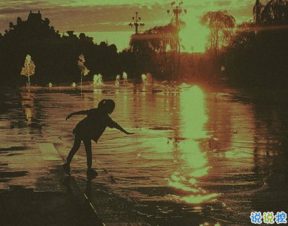 好聽的朋友圈愛情說說短一點帶圖片 一句話道出心聲的愛情經(jīng)典說說15