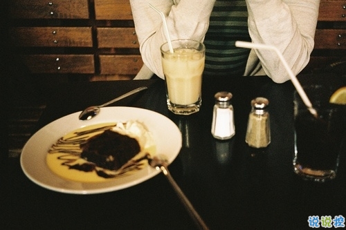 刺痛內心的傷感說說帶圖片 2019最新失落傷感的句子合集13