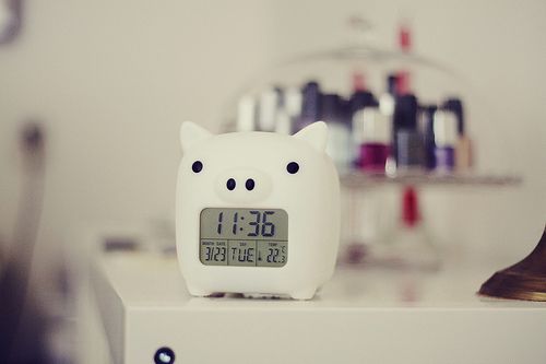 傷感悲傷難過(guò)的愛(ài)情說(shuō)說(shuō)帶圖片 直到耐心耗盡風(fēng)浪平息還是沒(méi)等到他的那句我喜歡你10