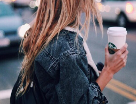 年少時期喜歡一個人的心情說說帶圖片 關(guān)于青春和成長12