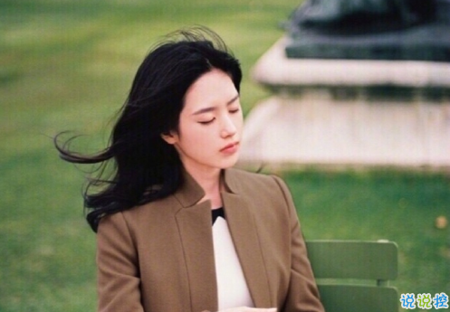 適合女生發(fā)微博的傷感說說加圖片 哪一句觸碰到你內(nèi)心深處14